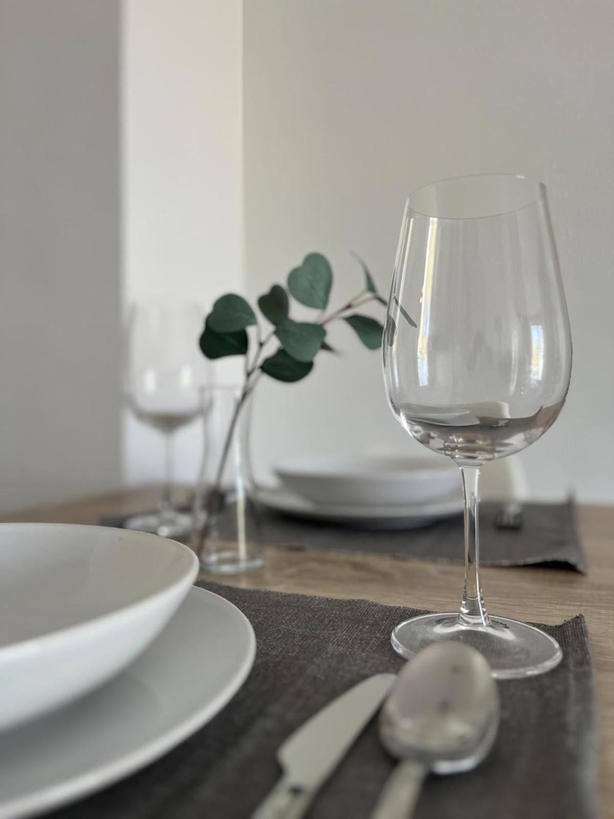 Malaga Prime Location - Stylish Apartment With Free Wifi, Free Parking, Steps From The Historic Center Kültér fotó